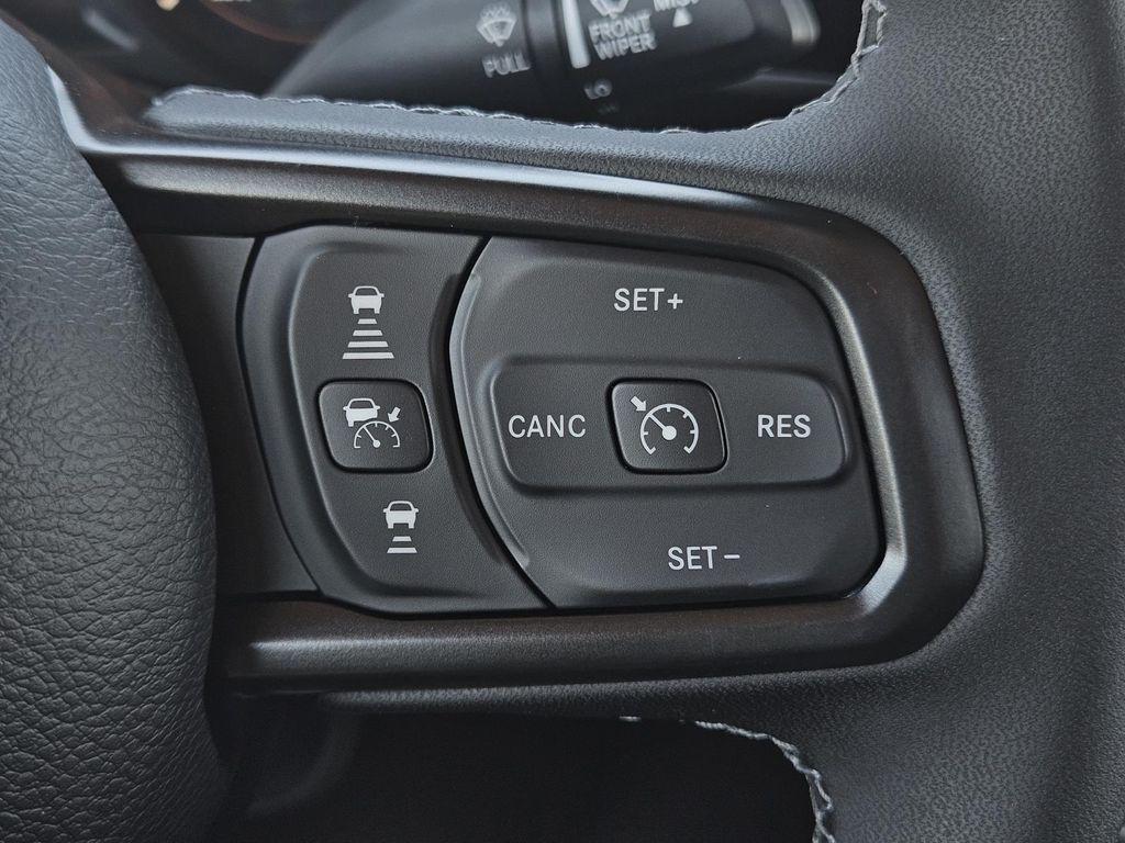 new 2025 Jeep Gladiator car, priced at $47,160