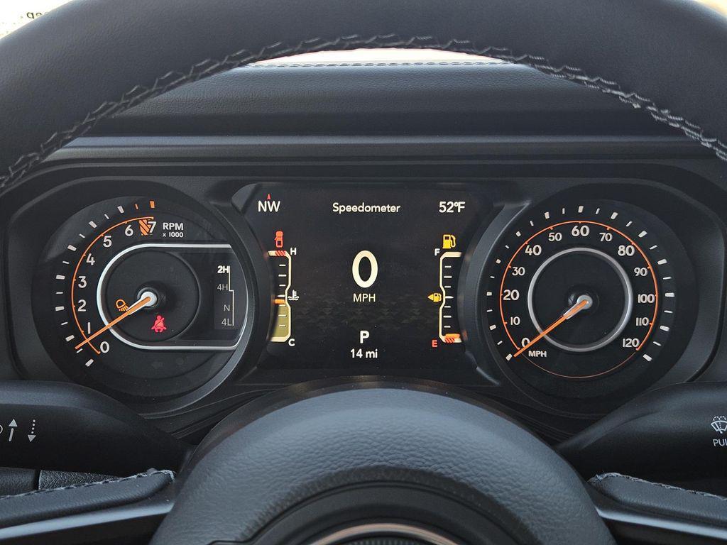 new 2025 Jeep Gladiator car, priced at $47,160