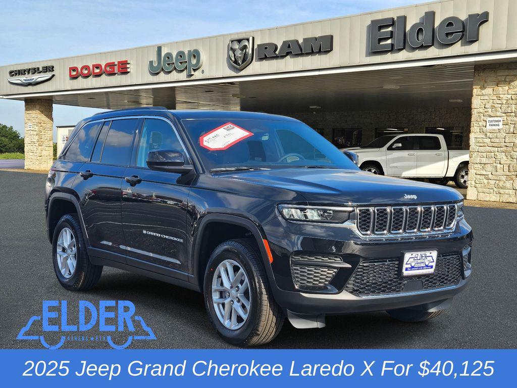 new 2025 Jeep Grand Cherokee car, priced at $40,125