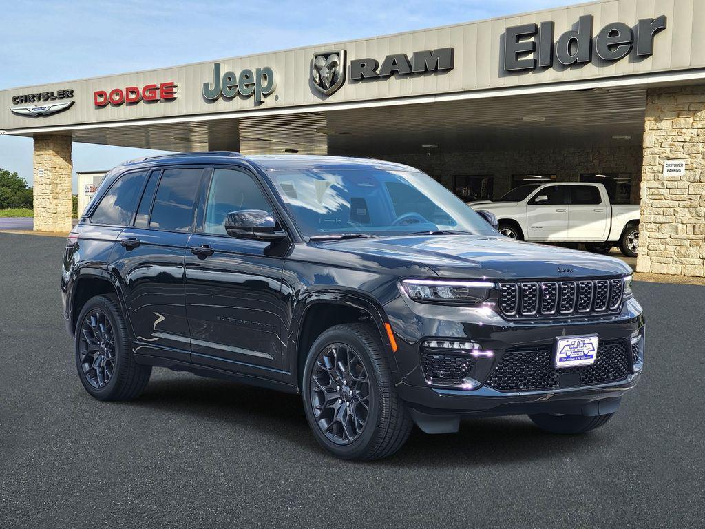 new 2025 Jeep Grand Cherokee car, priced at $69,175