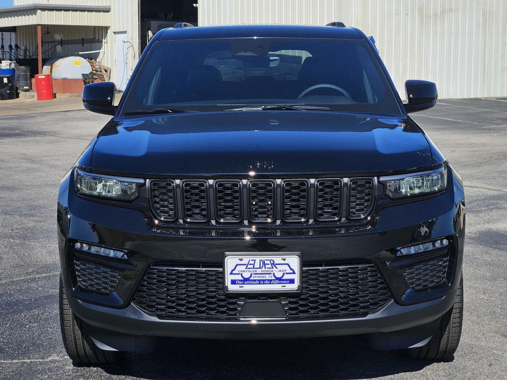 new 2025 Jeep Grand Cherokee car, priced at $46,970