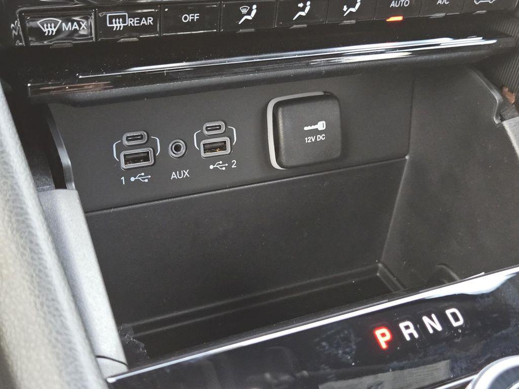 new 2025 Jeep Grand Cherokee L car, priced at $53,885