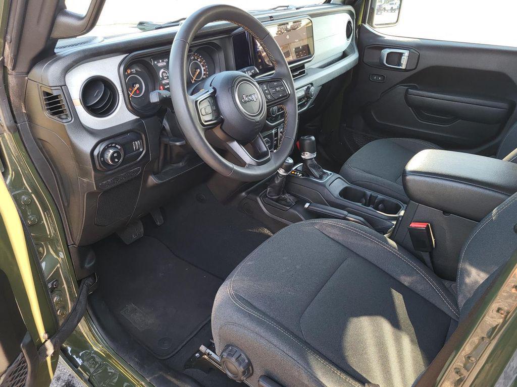used 2024 Jeep Gladiator car, priced at $37,995