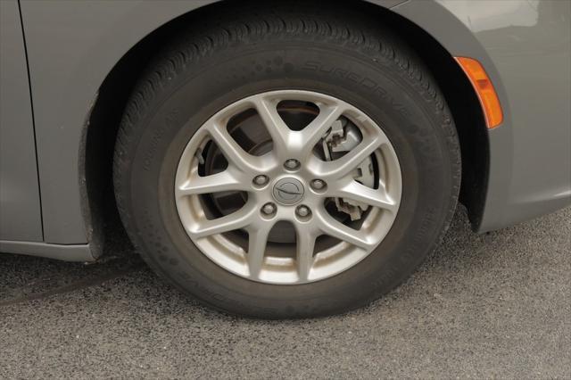 used 2023 Chrysler Pacifica car, priced at $25,995