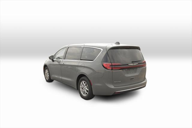 used 2023 Chrysler Pacifica car, priced at $25,995