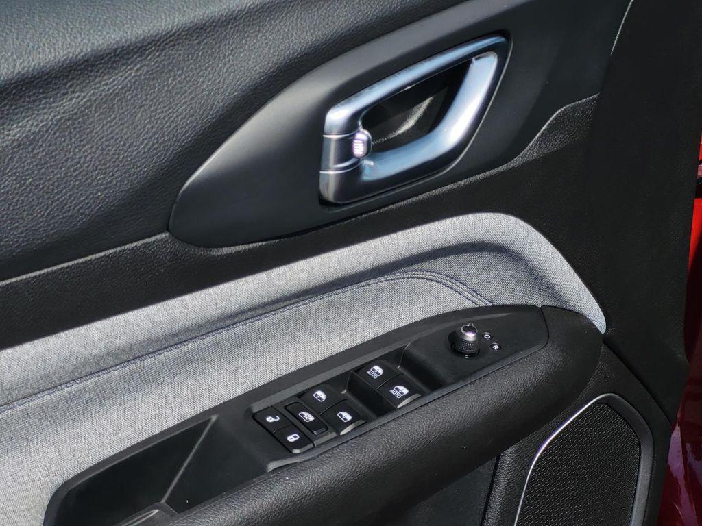 used 2025 Jeep Compass car, priced at $25,795