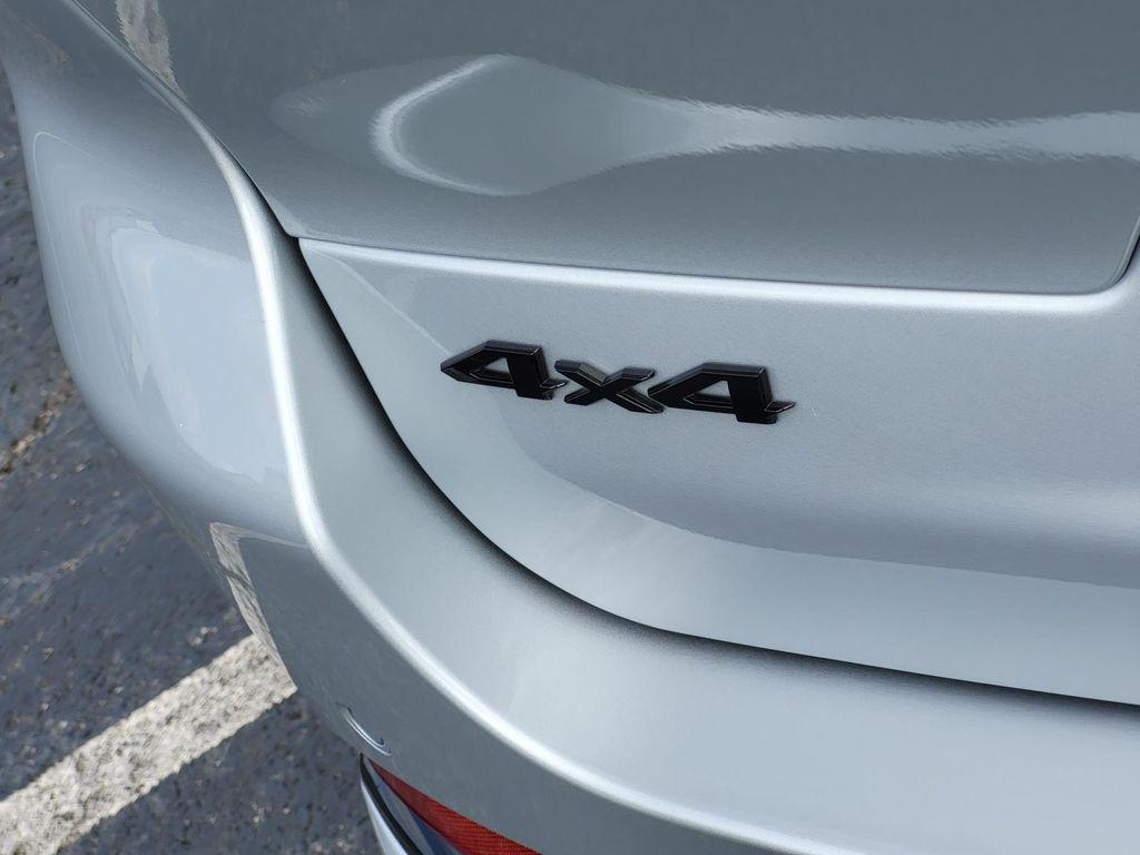 new 2025 Jeep Grand Cherokee L car, priced at $70,925