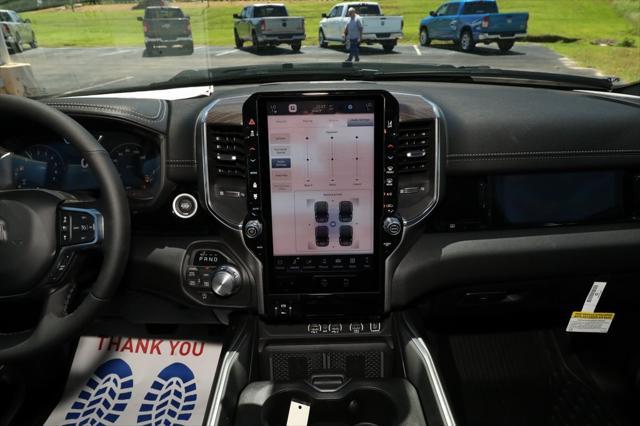 new 2025 Ram 1500 car, priced at $61,421
