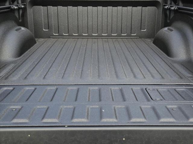 new 2025 Ram 1500 car, priced at $61,421