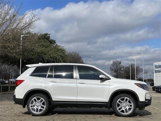 new 2025 Honda Passport car, priced at $44,250