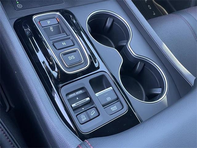 new 2025 Honda Pilot car, priced at $54,111