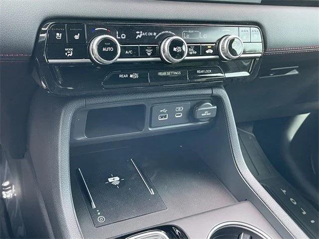 new 2025 Honda Pilot car, priced at $54,844