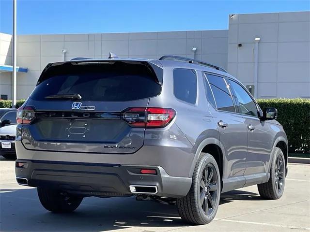 new 2025 Honda Pilot car, priced at $55,975