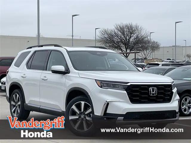 new 2025 Honda Pilot car, priced at $49,405