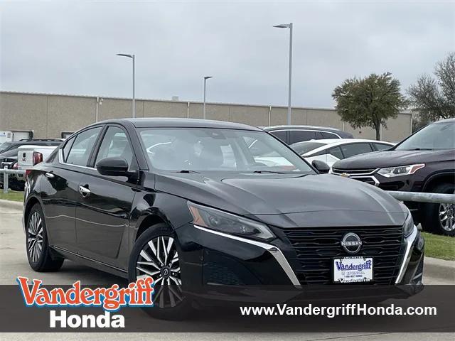 used 2023 Nissan Altima car, priced at $17,629