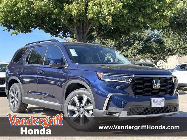 new 2025 Honda Pilot car, priced at $52,715