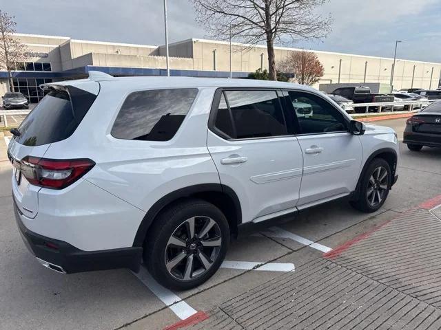 used 2024 Honda Pilot car, priced at $44,449