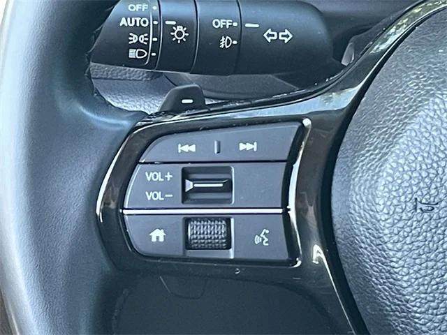 used 2025 Honda Pilot car, priced at $41,906