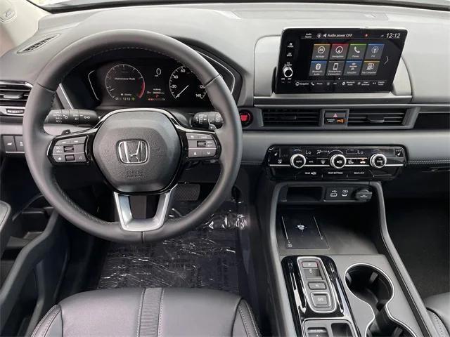 new 2025 Honda Pilot car, priced at $51,539