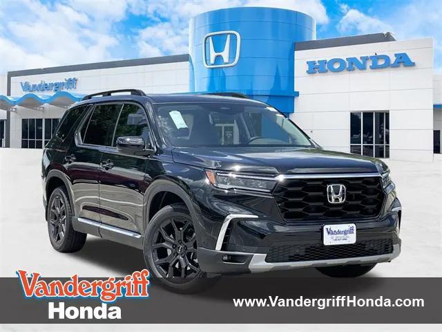 new 2025 Honda Pilot car, priced at $49,664