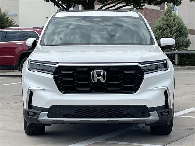 new 2025 Honda Pilot car, priced at $51,839