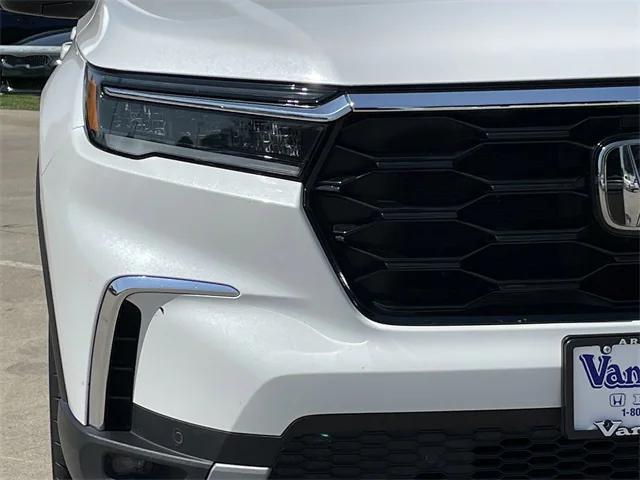 used 2023 Honda Pilot car, priced at $38,997