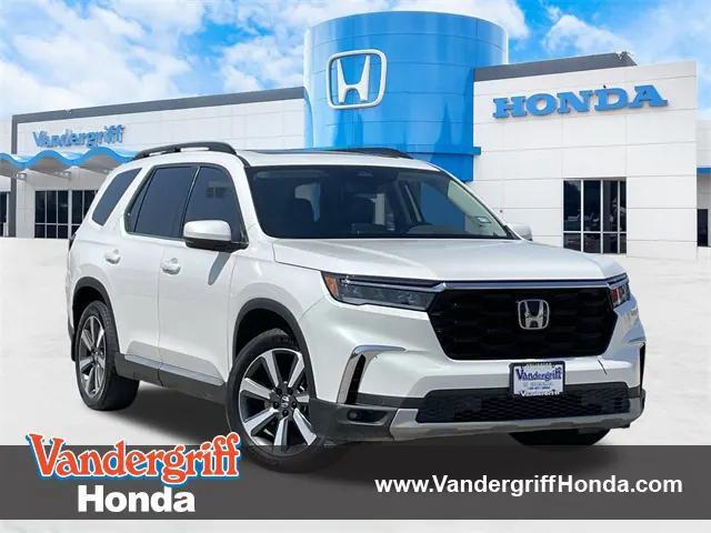 used 2023 Honda Pilot car, priced at $38,997