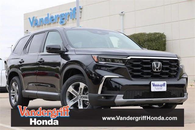 new 2025 Honda Pilot car, priced at $44,950