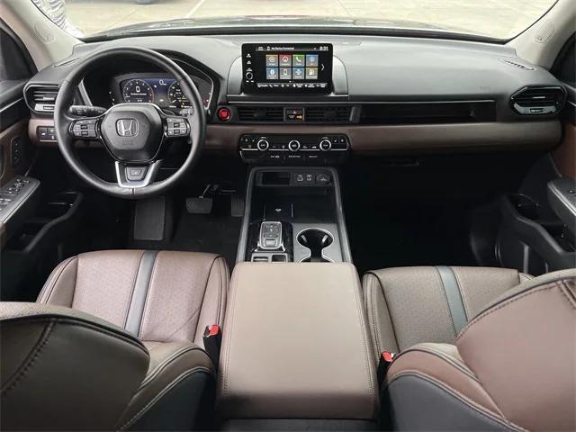 used 2025 Honda Pilot car, priced at $48,365