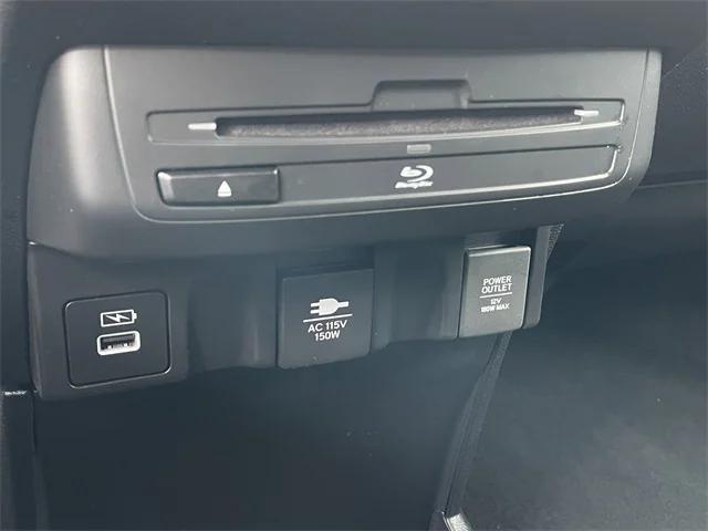 used 2023 Honda Odyssey car, priced at $38,725