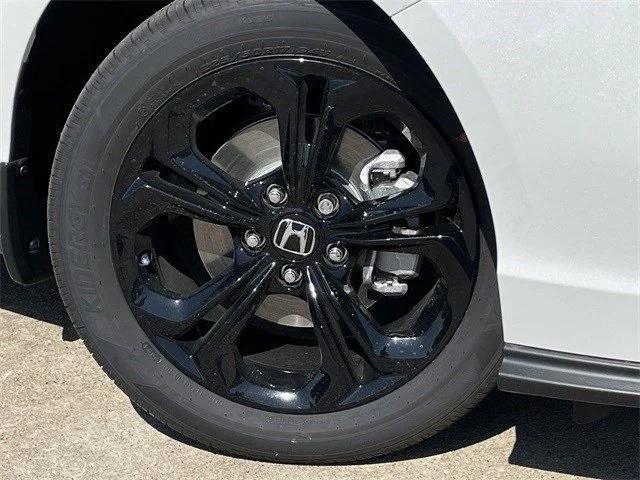 new 2025 Honda Accord car, priced at $30,924