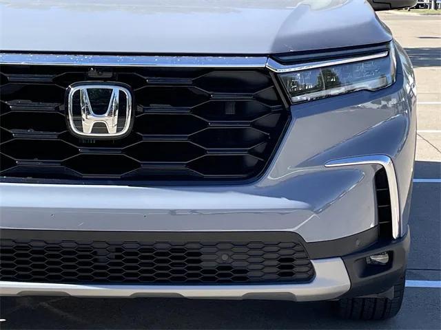 new 2025 Honda Pilot car, priced at $53,164