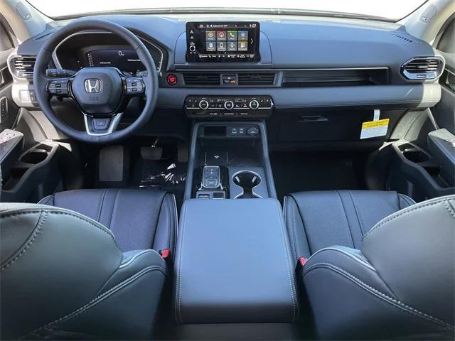 new 2025 Honda Pilot car, priced at $53,164