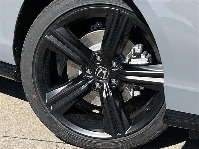 new 2025 Honda Accord Hybrid car, priced at $35,649