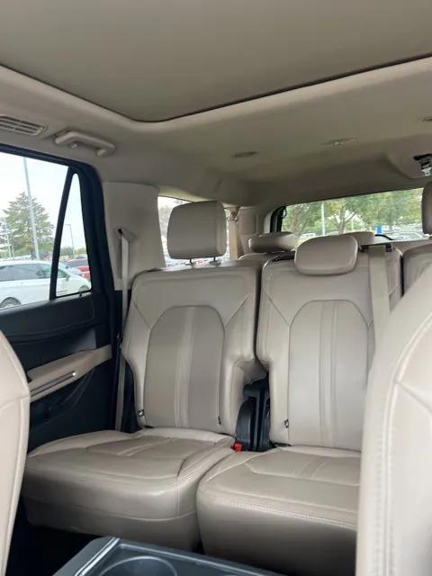 used 2022 Ford Expedition car, priced at $40,989