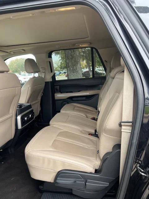 used 2022 Ford Expedition car, priced at $40,989