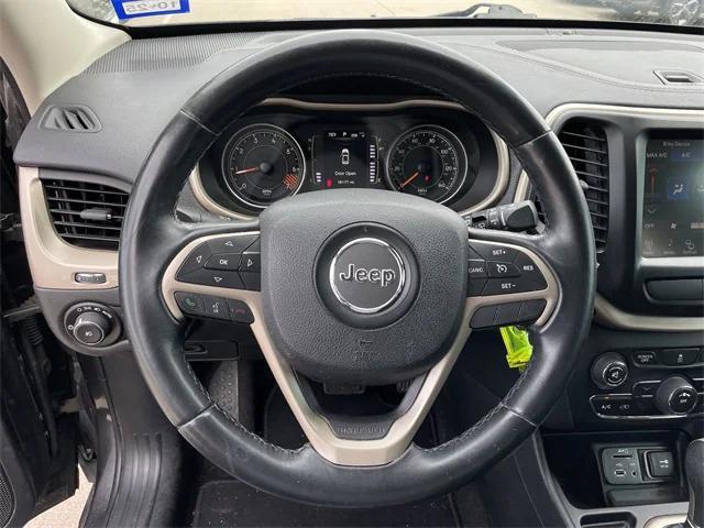 used 2015 Jeep Cherokee car, priced at $8,995