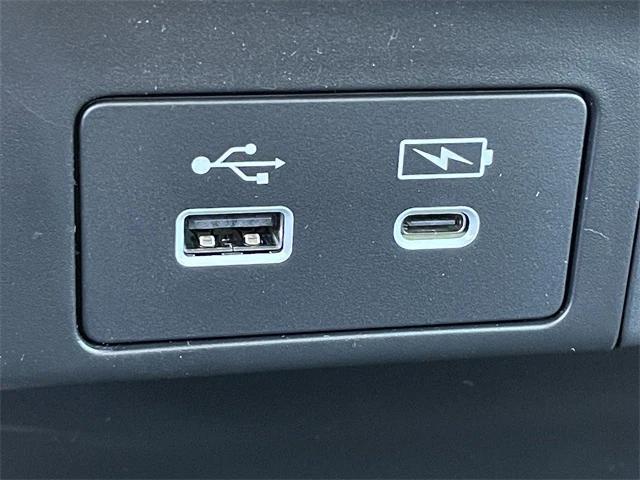 new 2026 Honda Odyssey car, priced at $42,482