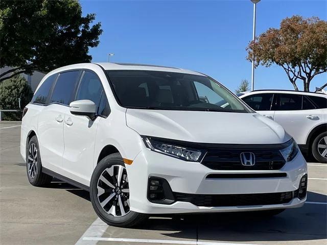 new 2026 Honda Odyssey car, priced at $42,482