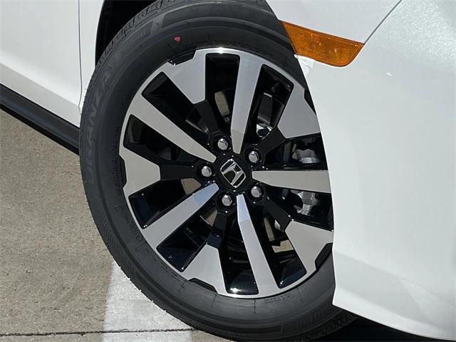 new 2026 Honda Odyssey car, priced at $42,482