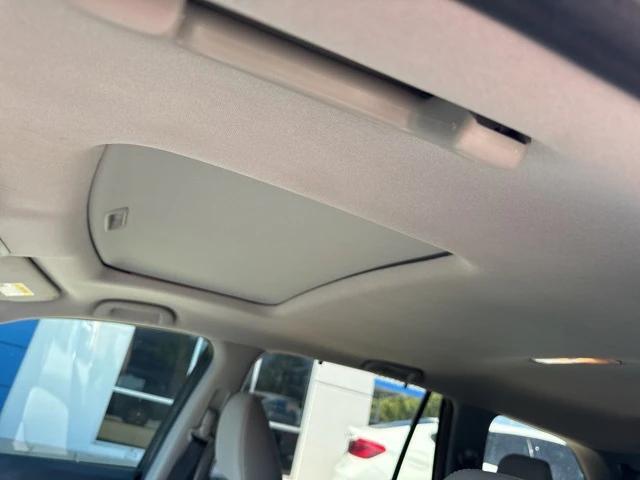 used 2022 Honda Pilot car, priced at $27,812