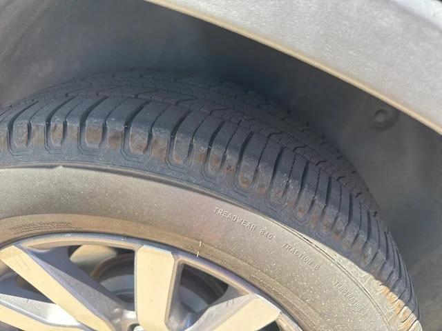 used 2022 Honda Pilot car, priced at $27,812
