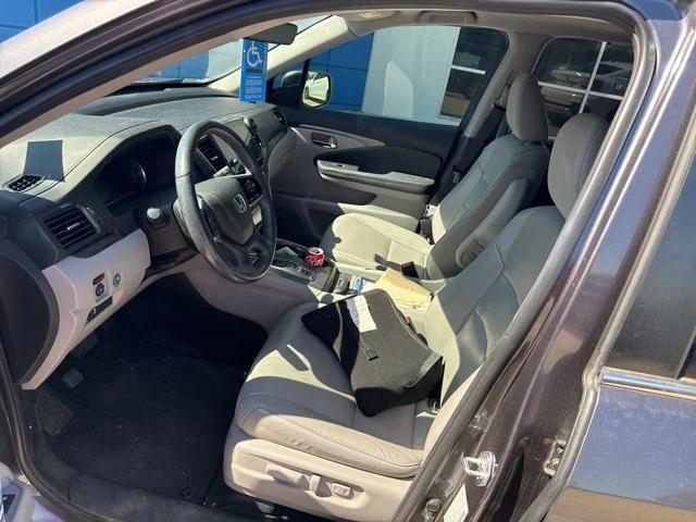 used 2022 Honda Pilot car, priced at $27,812