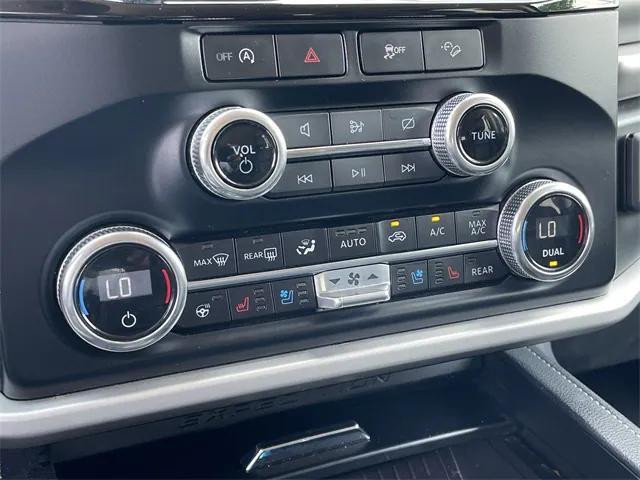 used 2024 Ford Expedition car, priced at $45,995