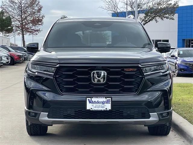 used 2023 Honda Pilot car, priced at $38,994