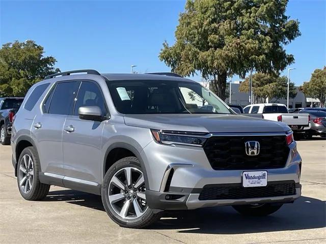 new 2025 Honda Pilot car, priced at $49,885