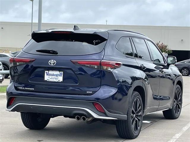 used 2024 Toyota Highlander car, priced at $39,287
