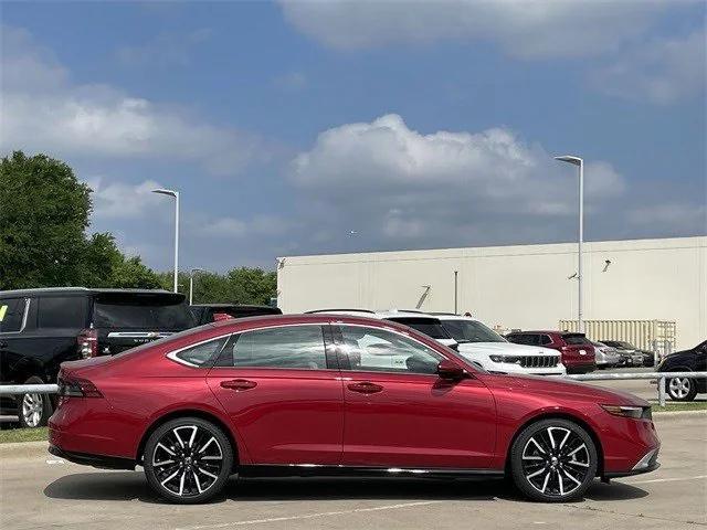 new 2025 Honda Accord Hybrid car, priced at $39,574