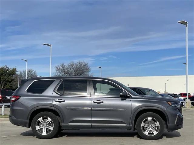 used 2024 Honda Pilot car, priced at $40,110