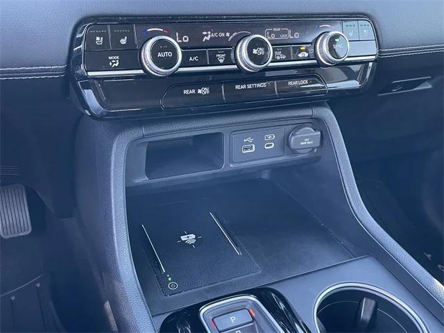 used 2023 Honda Pilot car, priced at $44,979